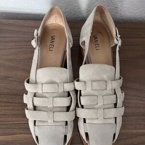 Vaneli Women's Light Beige Suede Woven Fisherman Mules